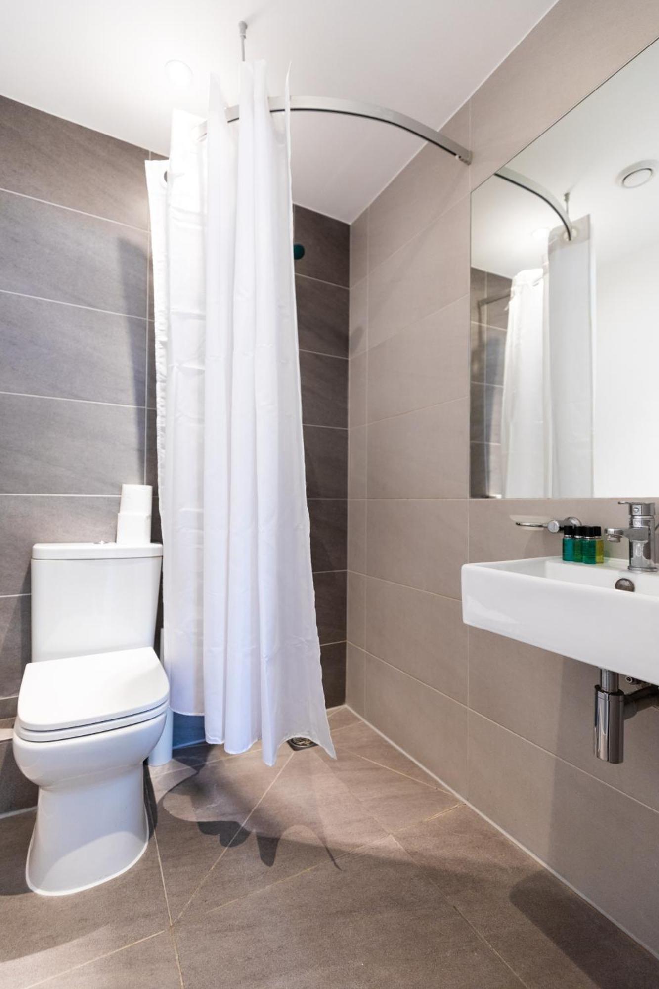 Clarges- Hsk Suites London Eksteriør billede