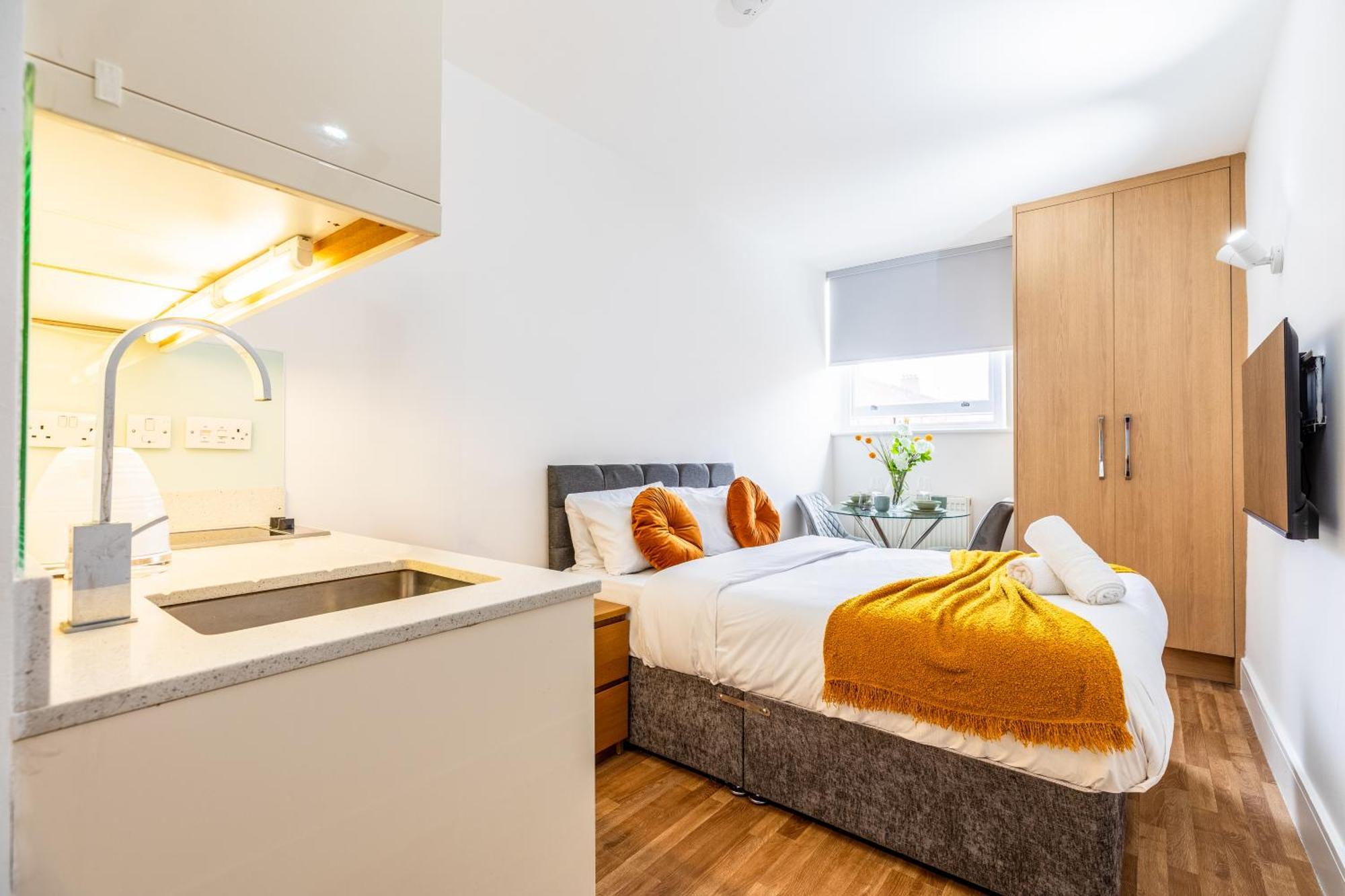 Clarges- Hsk Suites London Eksteriør billede