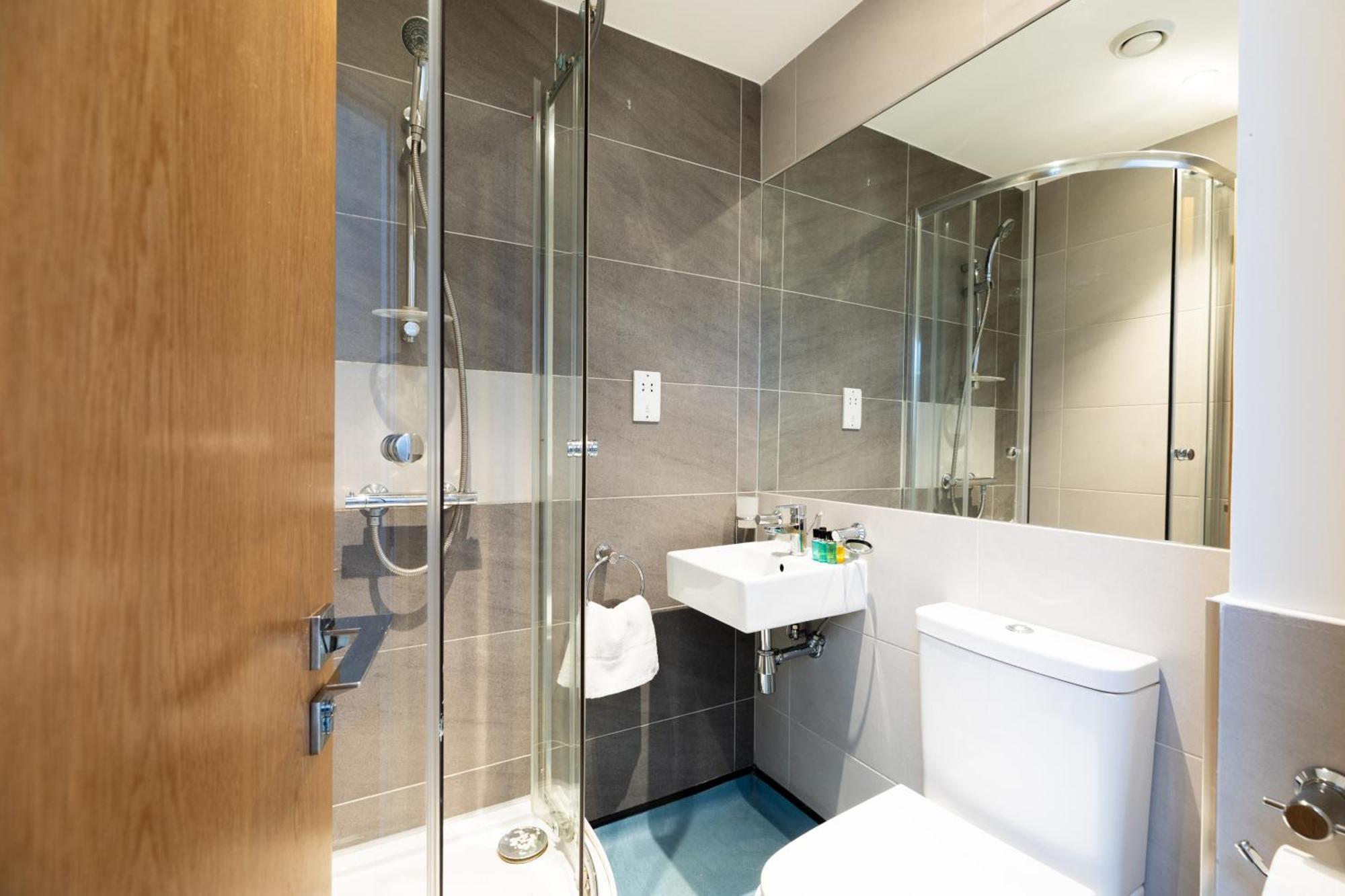 Clarges- Hsk Suites London Eksteriør billede