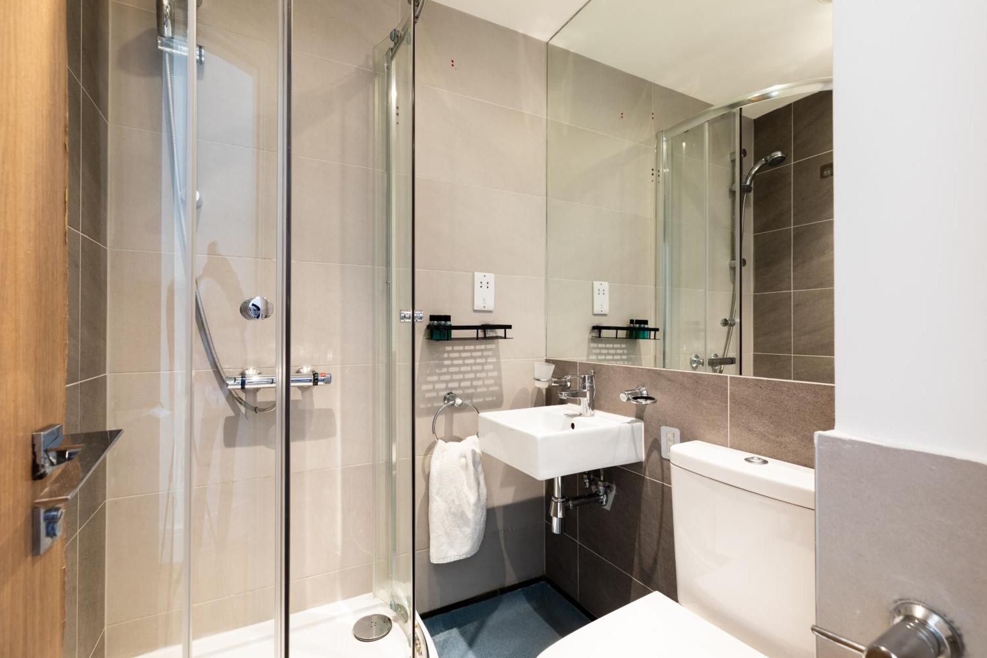 Clarges- Hsk Suites London Eksteriør billede